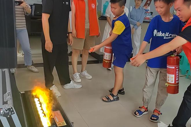 灭火设备：革新消防安全培训的科技利器凯时尊龙最新网站TiMiFire模拟(图2)