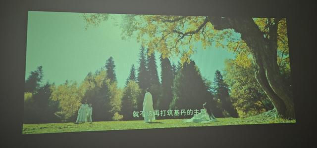 台+梯形校正+内置电池极米Play 6便